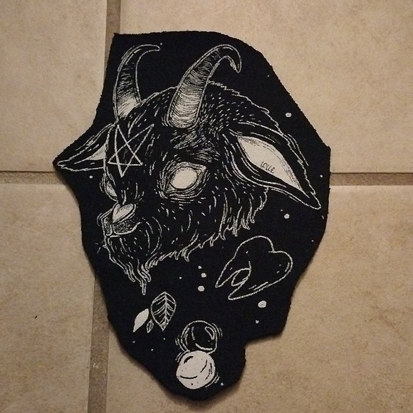 Quirky patch - Picture 1 of 1